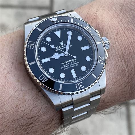 rolex submariner 124060 thickness